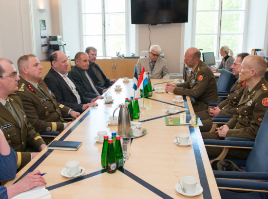 Riigikaitsekomisjon kohtus Luksemburgi Kaitseväe juhataja kindral Romain Mancinelli ja teda saatva delegatsiooniga